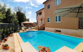 Pet Friendly Home In Babici